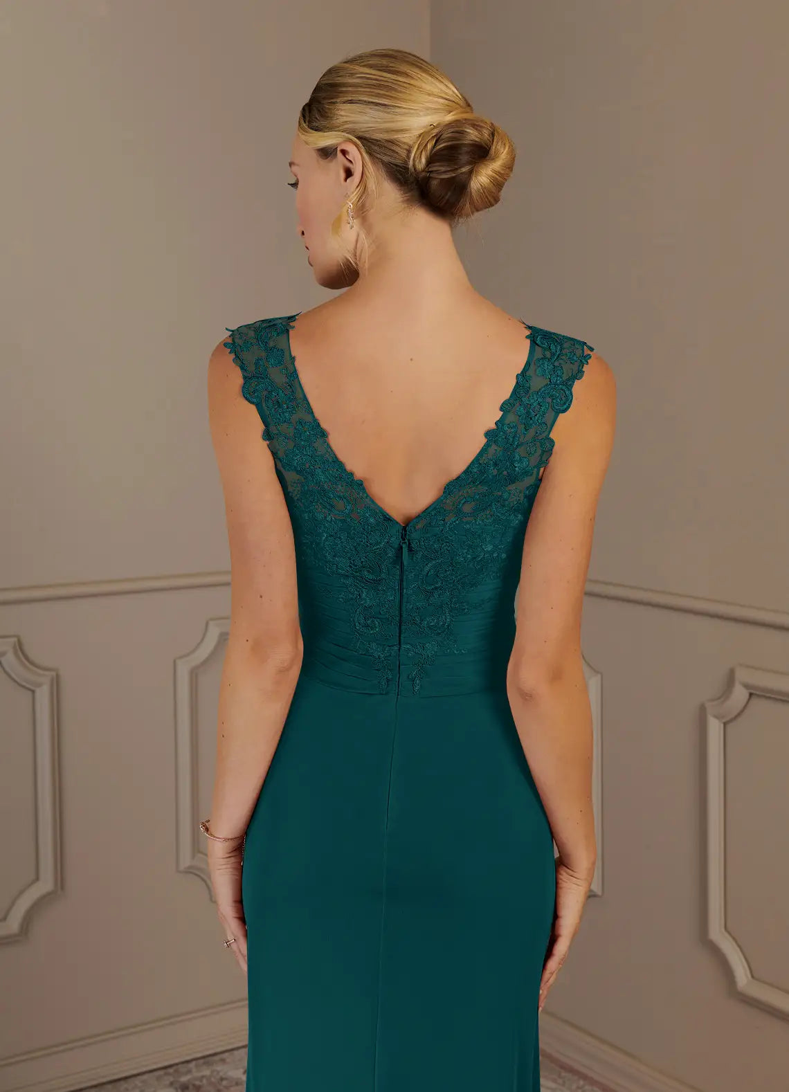 A-Line Sweetheart Neckline Pleated Chiffon Mother of the Bride Dress