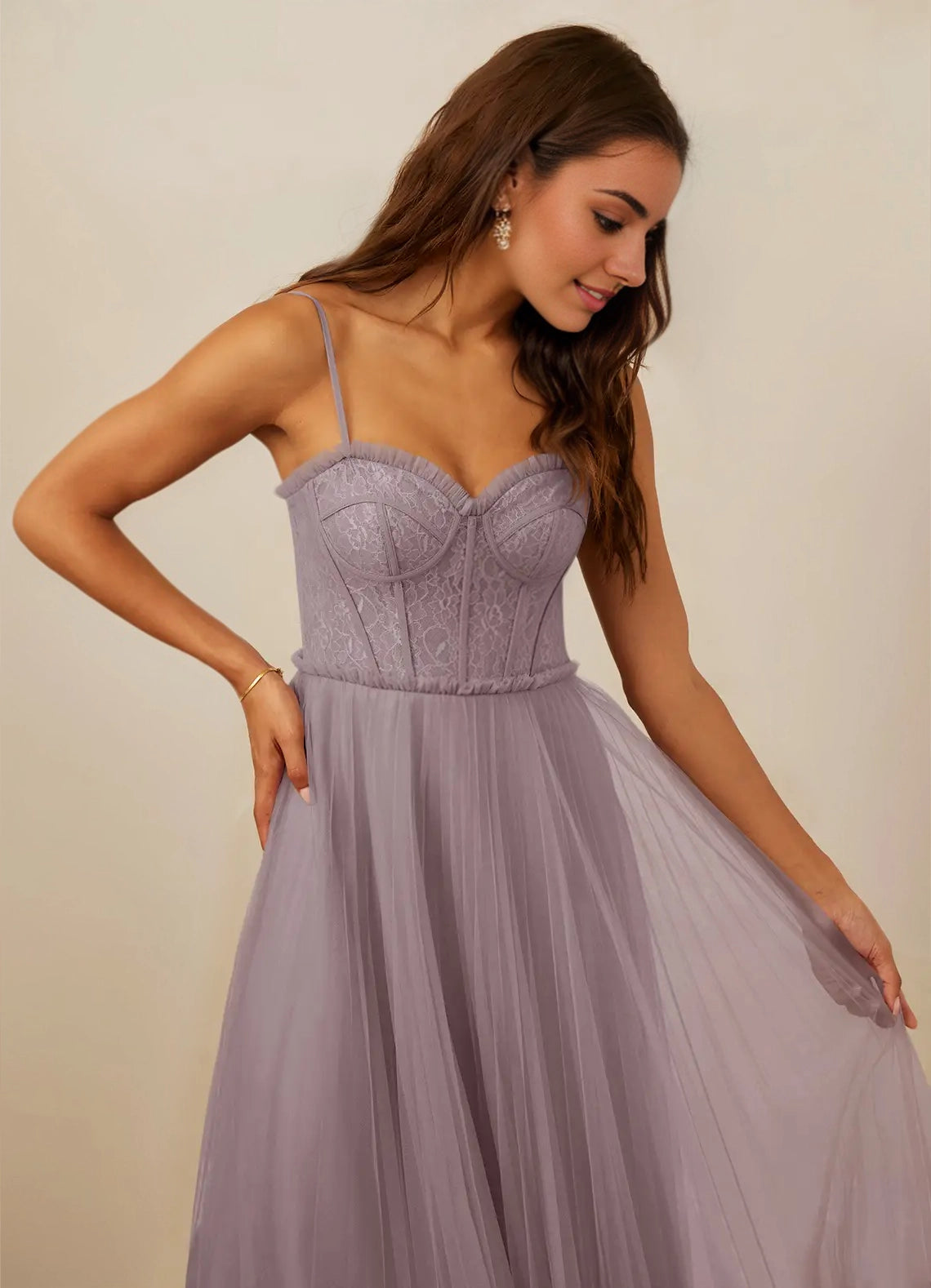 Pleated Tulle and Chantilly Lace A-line Formal/Prom Dress