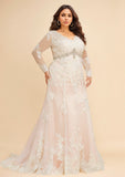 Trumpet/Mermaid V-Neck Court Train Tulle Lace Wedding Dress