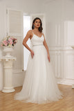 Ball-Gown/Princess V-Neck Court Train Tulle Wedding Dress